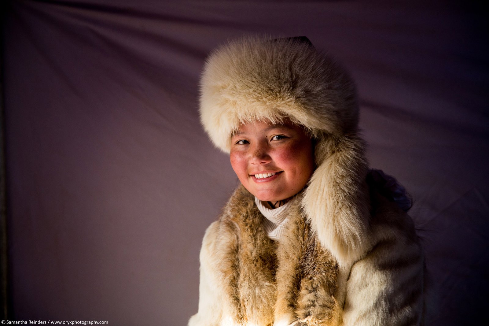 The Eagle Huntress - Aisholpan