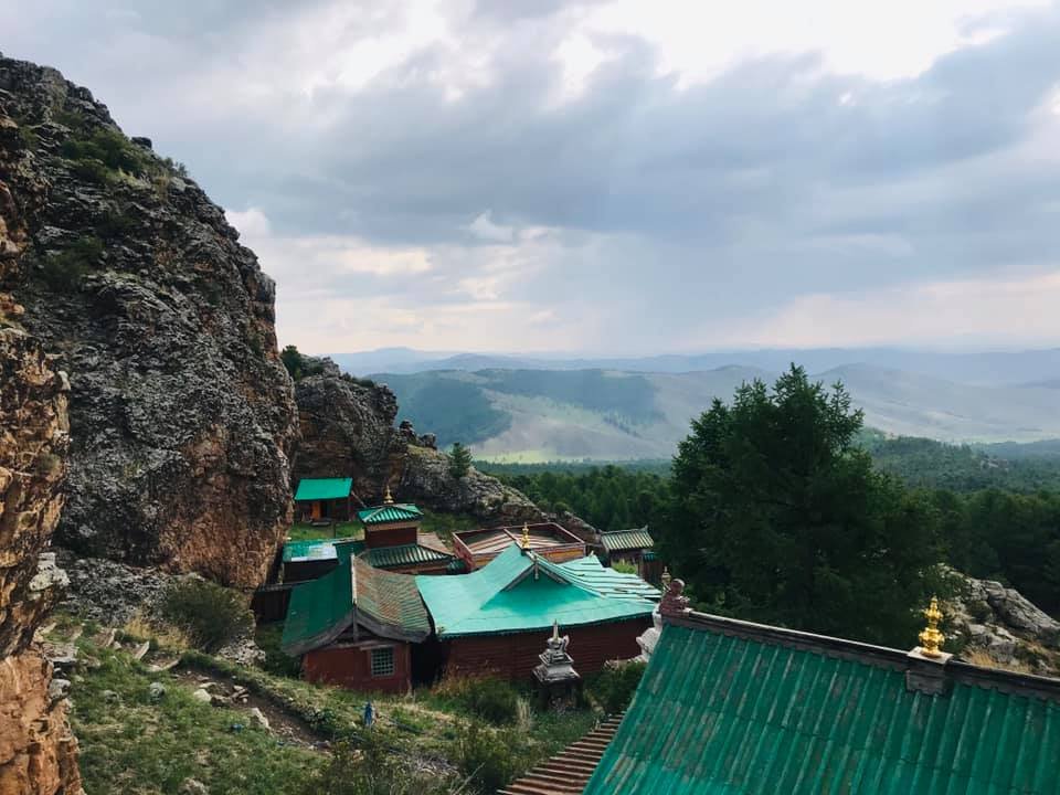 Tovkhon Khiid Monastery