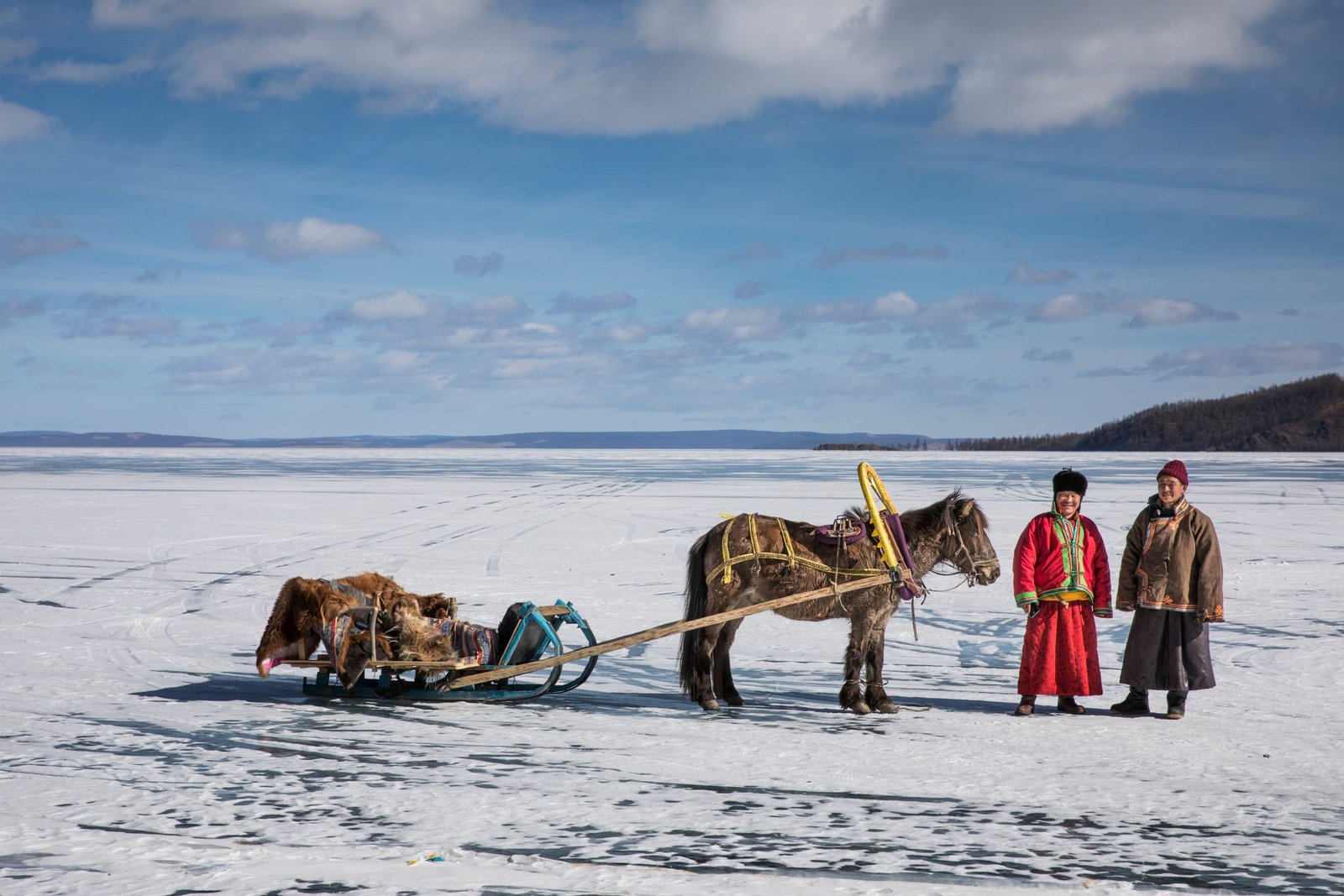 Horse sleigh expedition Mongolia